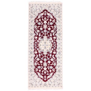 40339  Runner Nain Persian Rugs