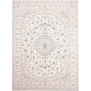 35252 Nain Persian Rugs